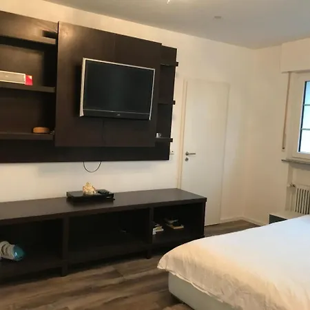 Park Box Frankfurt 게스트하우스 *