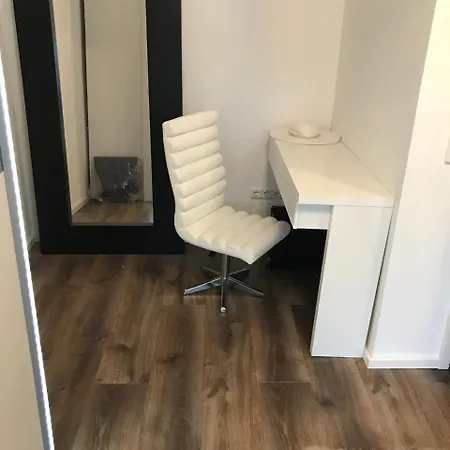 Park Box Frankfurt 게스트하우스 *